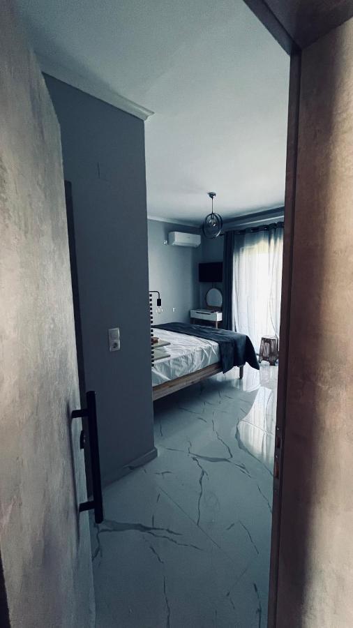 Thalistris Room นีดรี ภายนอก รูปภาพ